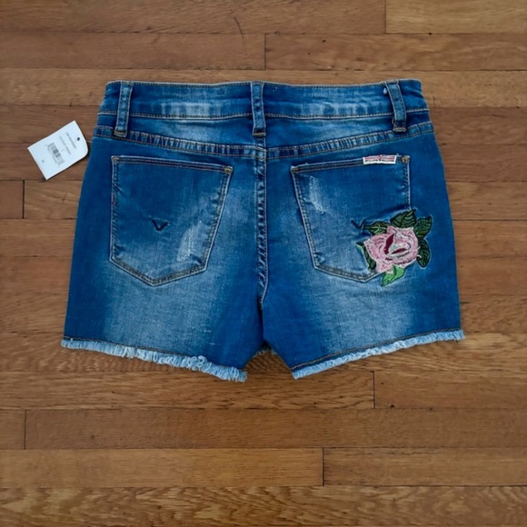 ntw hudson shorts with embroidered rose size 16 - Picture 2 of 3